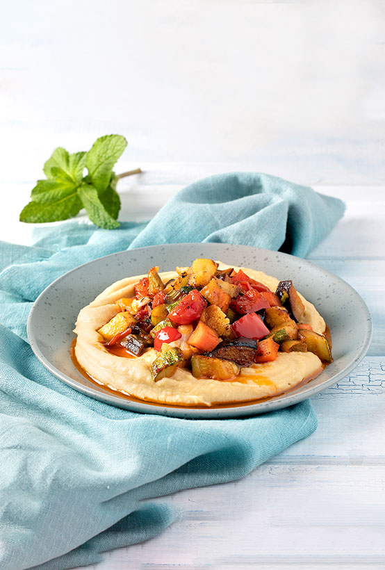 Φάβα Paliria με ψητά λαχανικά