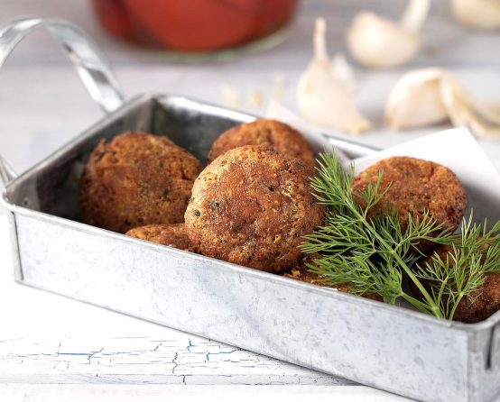 Meatballs with roasted red peppers Paliria