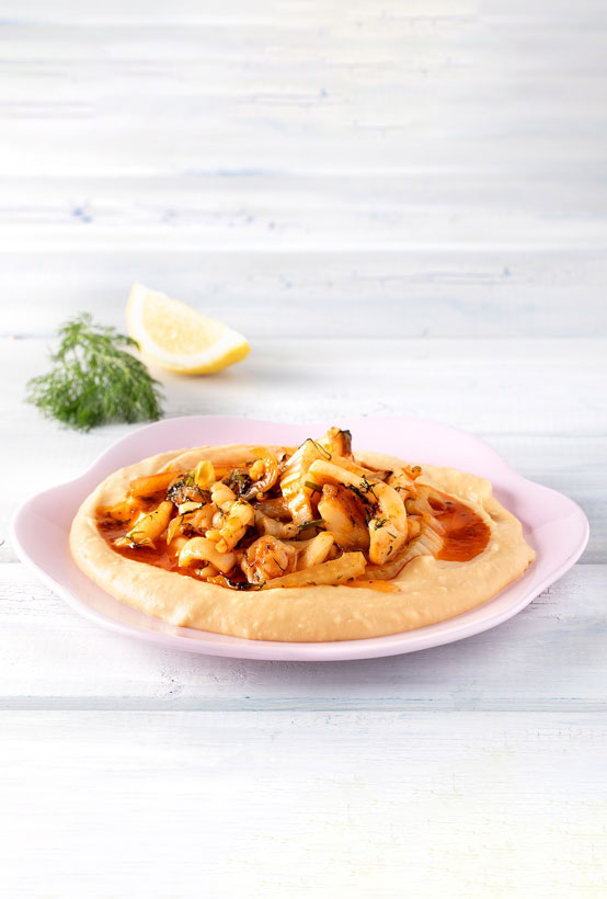 Φάβα Paliria με σουπιές & φινόκιο