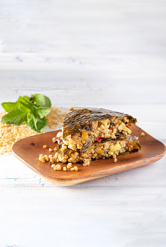 Πίτα από αμπελόφυλλα Paliria με πλιγούρι & λαχανικά