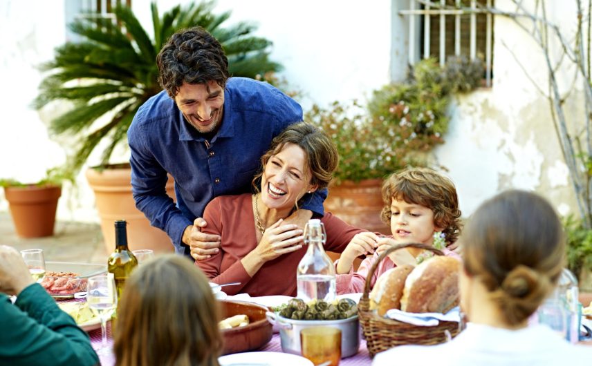 Celebrating Greek Independence Day: Traditional Dishes and History