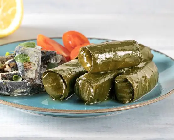 Ντολμαδάκια Γιαλαντζί Paliria με Σαρδέλες