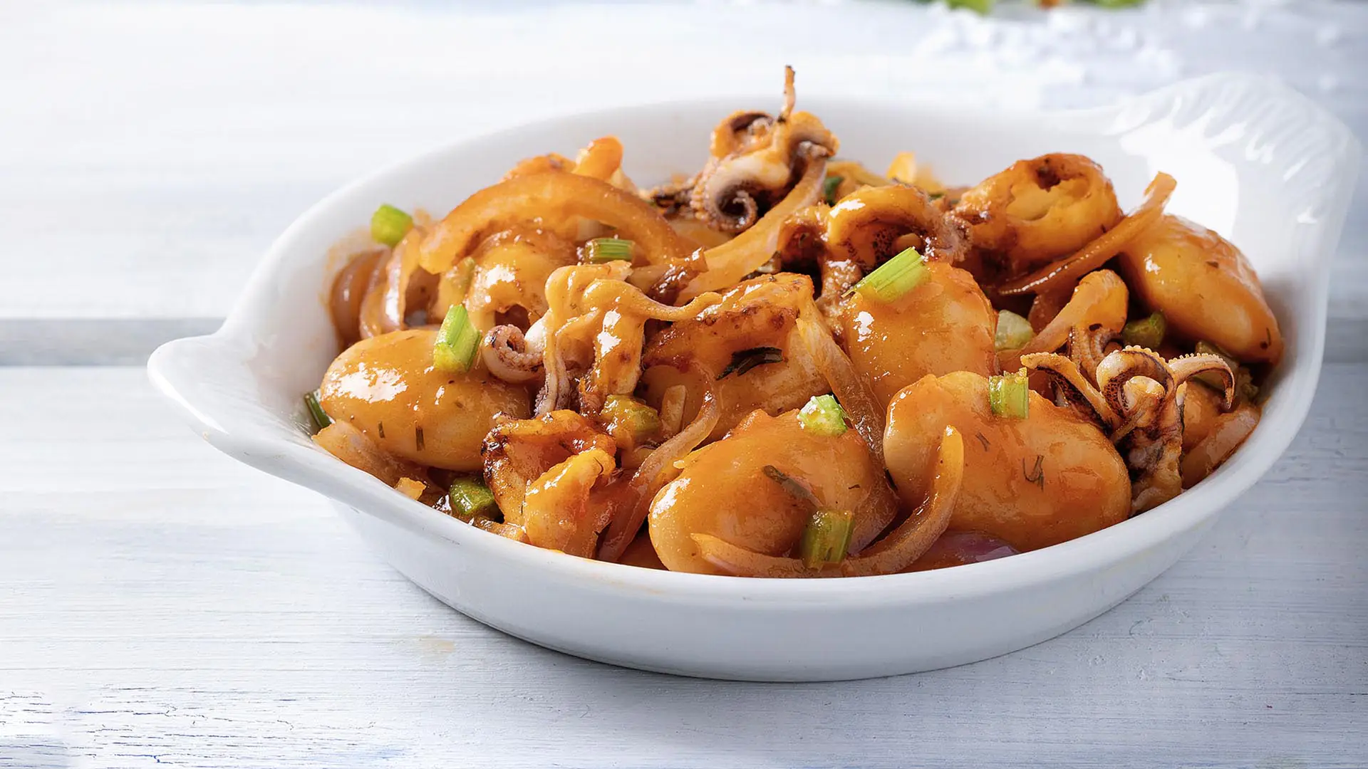 Paliria baked giant beans in squid fry!