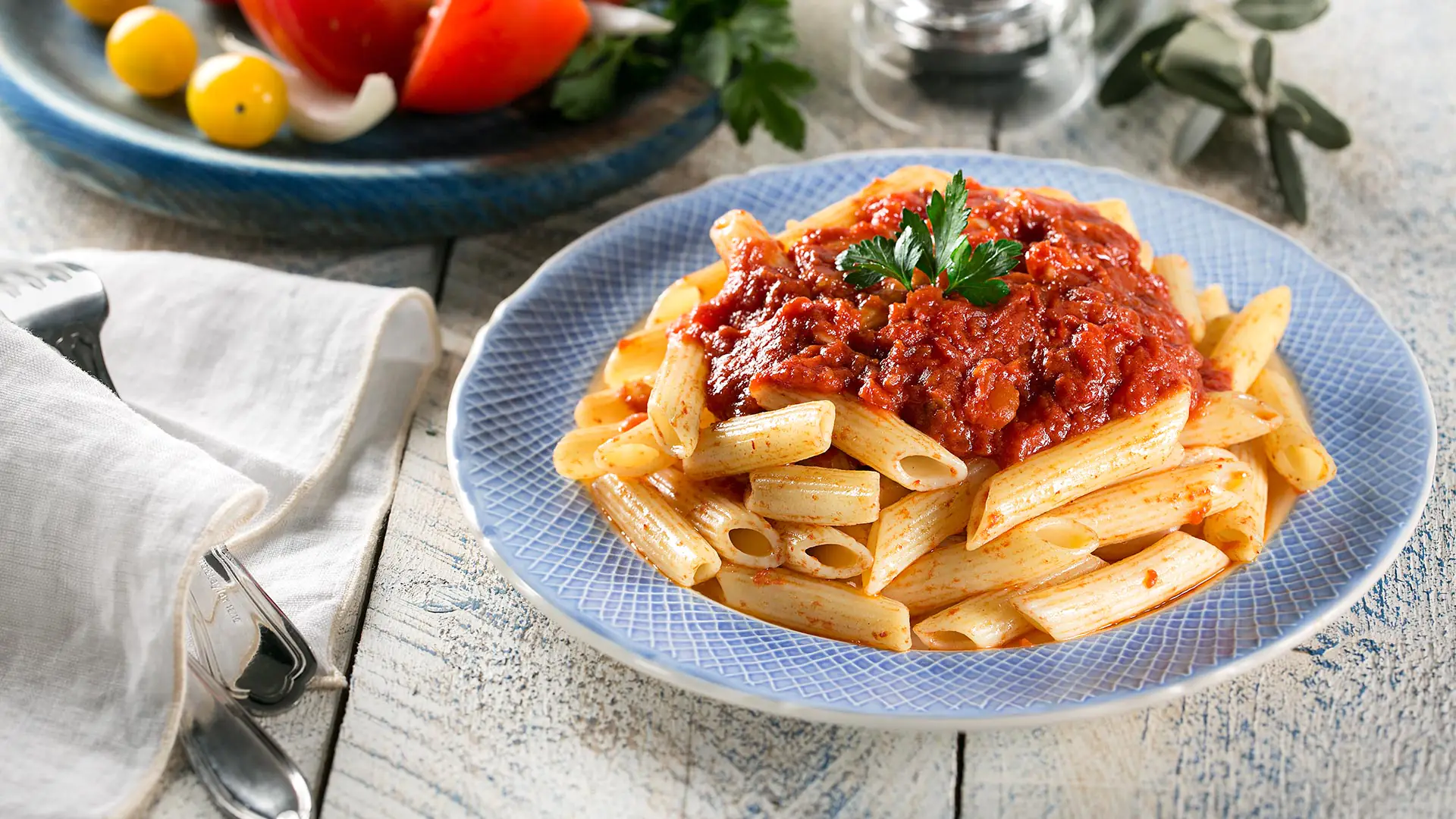 Πένες με σάλτσα